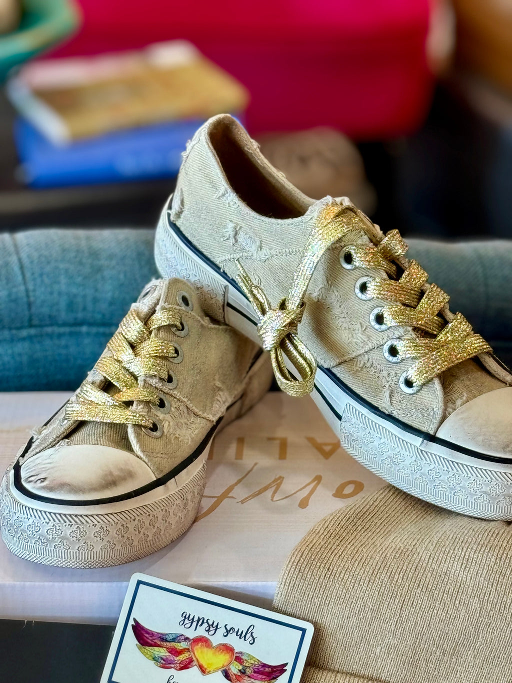 Kenzie Sneaker